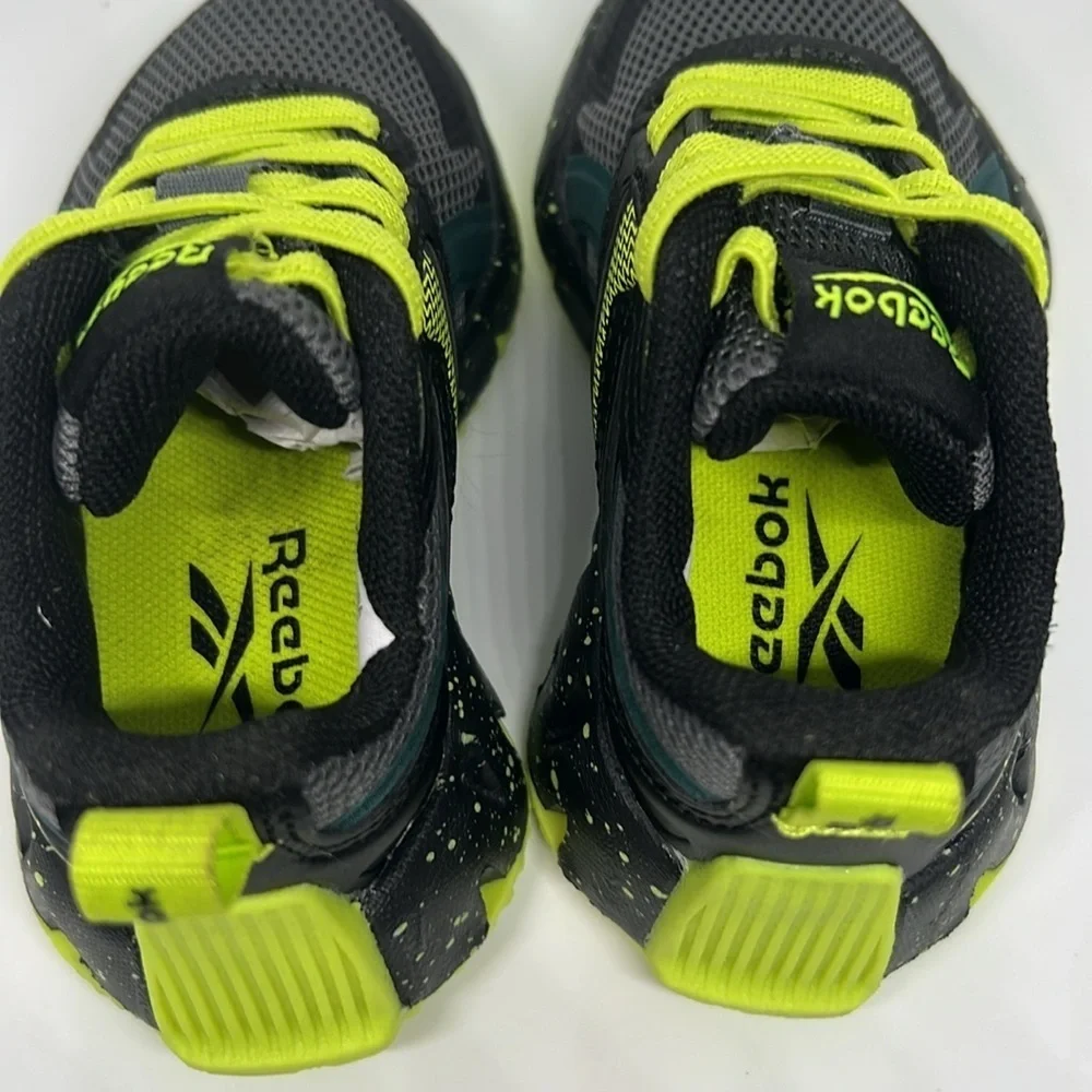 Reebok Boys Sneakers Size 5 Black/Neon Green Athletic Running Shoes
